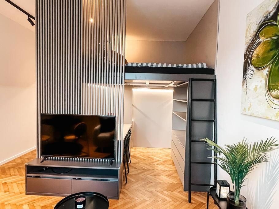 ברטיסלאבה Central Getaway Studio מראה חיצוני תמונה